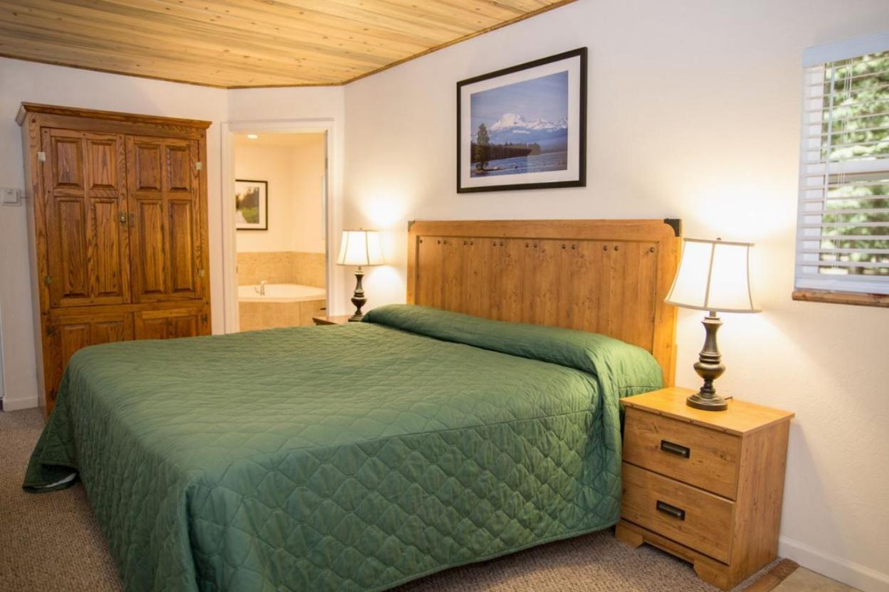Plumas Pines Resort Prattville エクステリア 写真